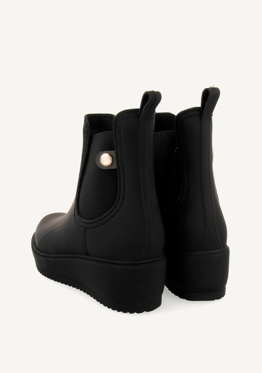 Botines de agua estilo chelsea negras para mujer 45808