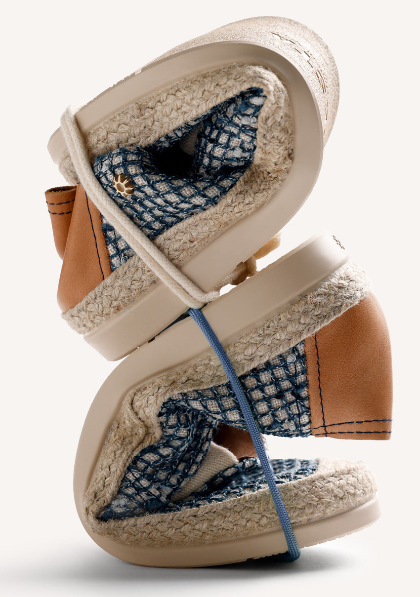 BLUE MESH ESPADRILLES