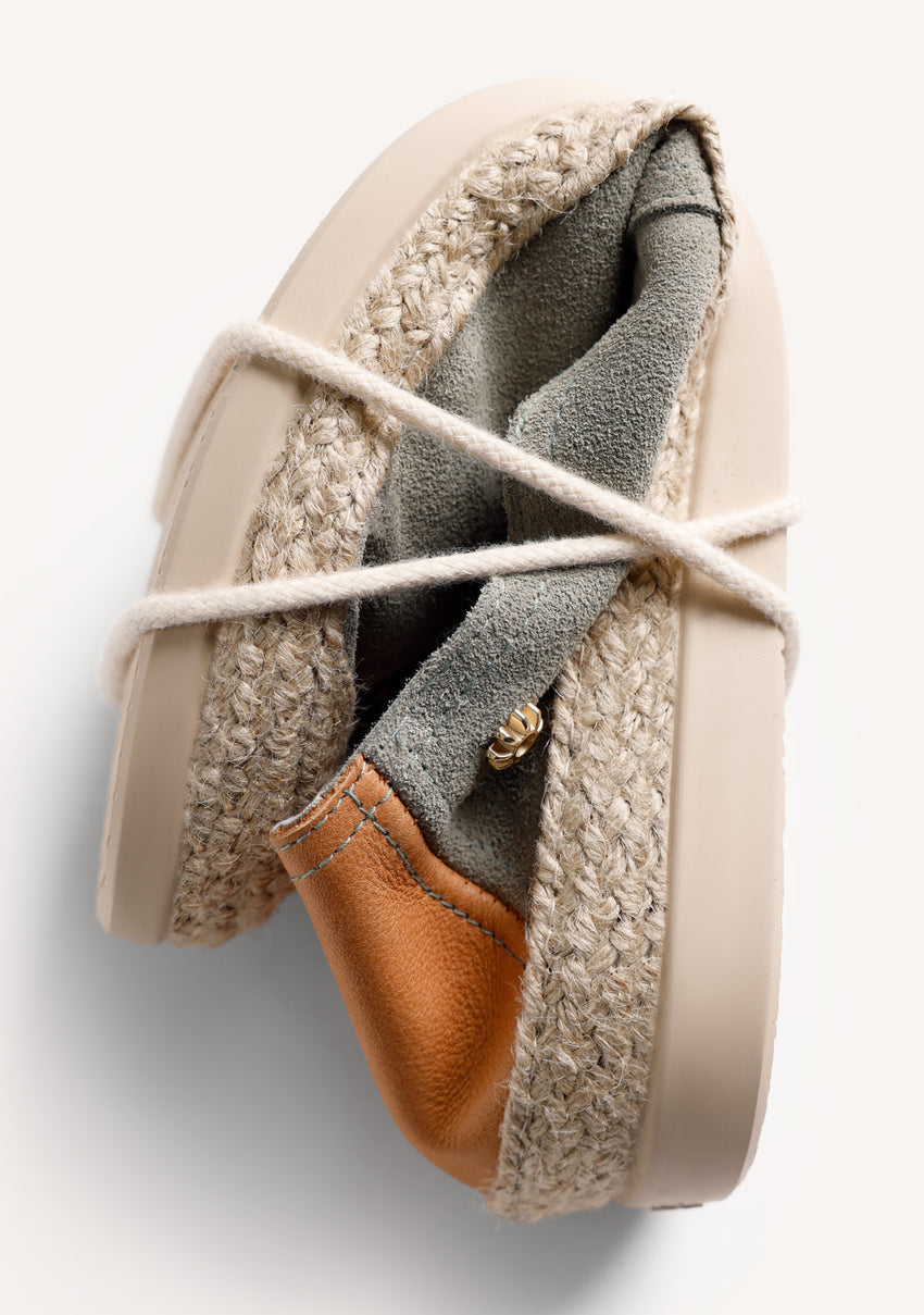 KHAKI LEATHER ESPADRILLES