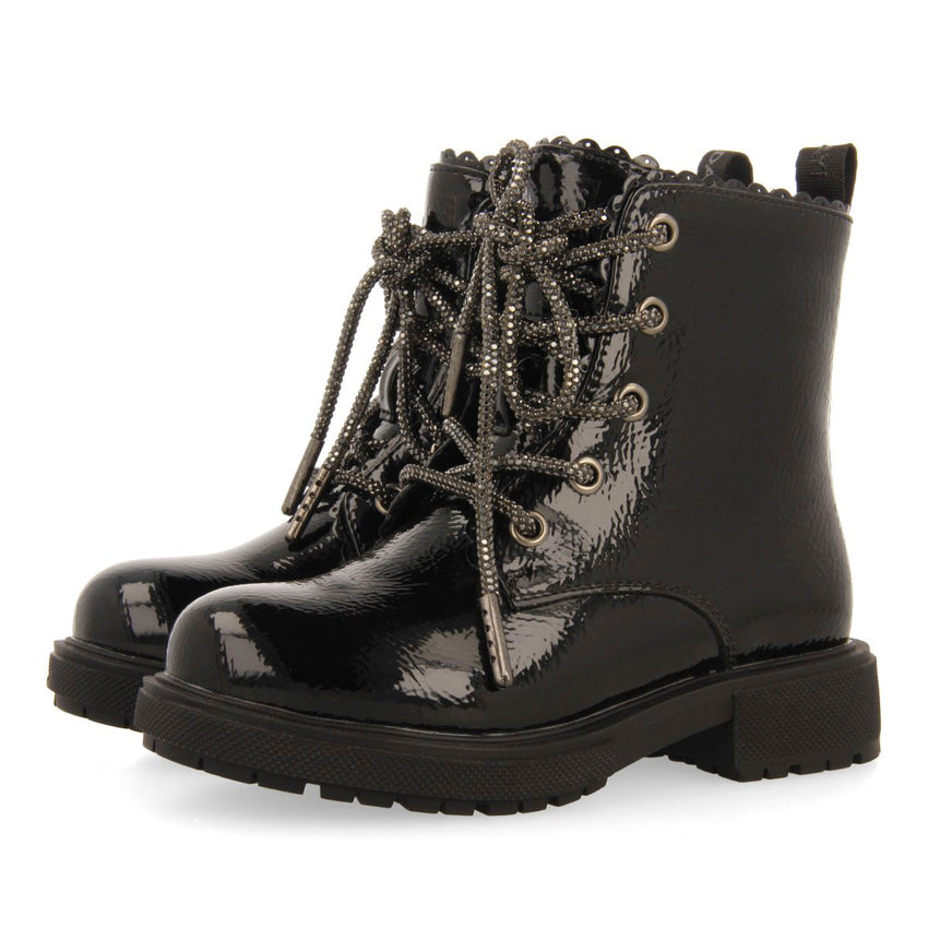 MILITARY STYLE PATENT EFFECT BOOTS ZILINA