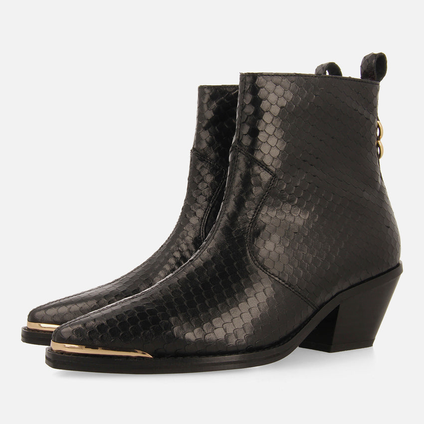 COWBOY LEATHER HEEL BOOTS SMYRNA