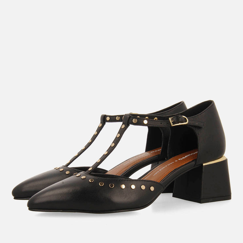 STUDDED LEATHER COURT SHOES SUMEG