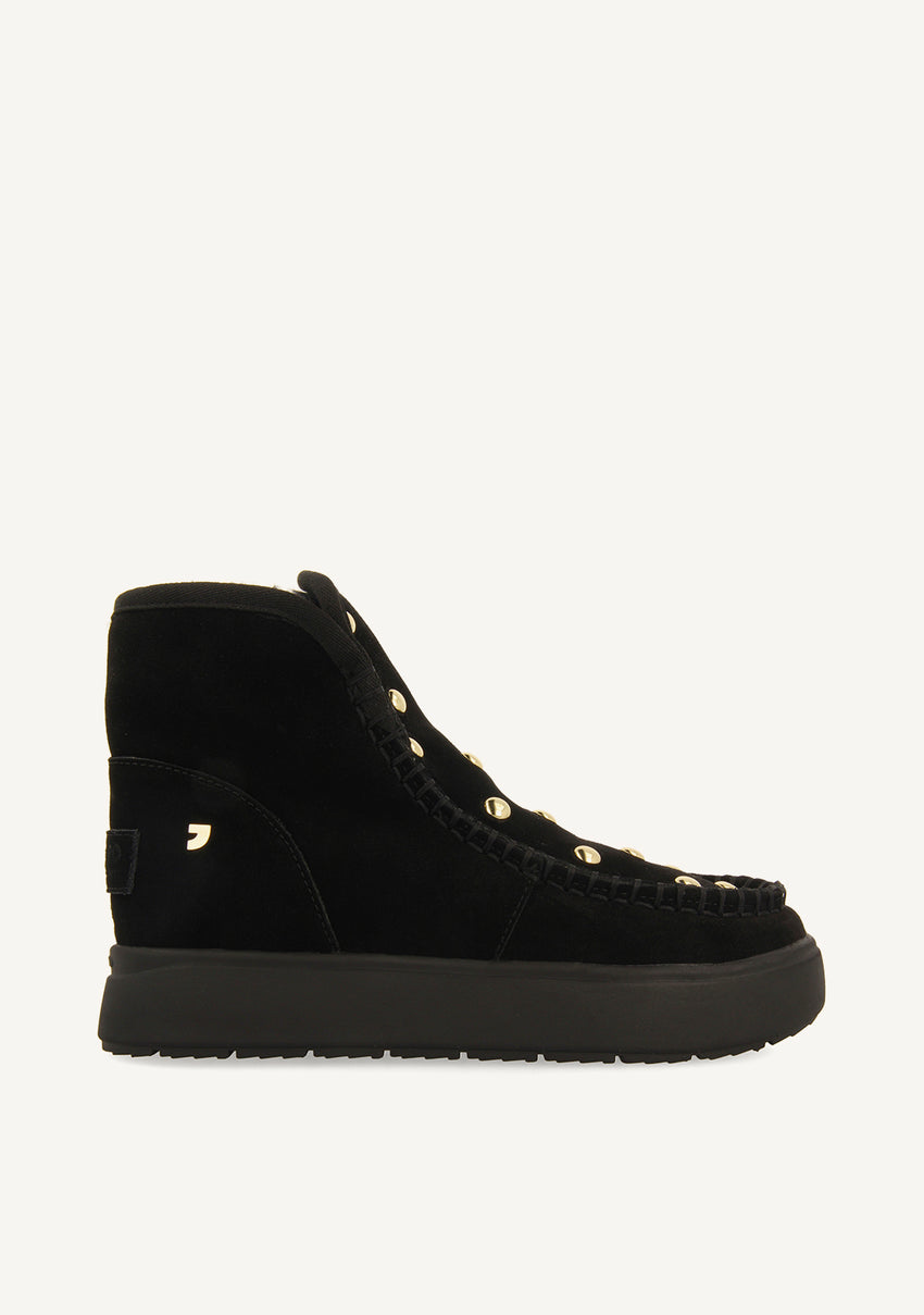 AUSTRALIAN STUDDED LEATHER BOOTS SCHODACK