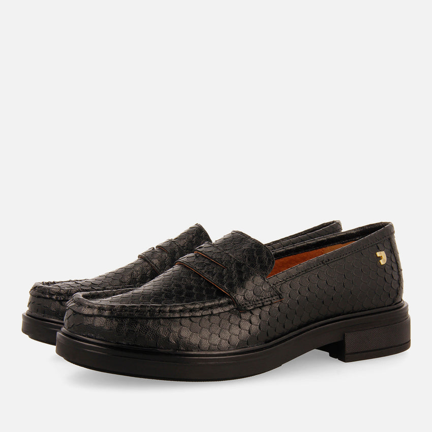 LEATHER LOAFERS WITH MASK ARIETTA