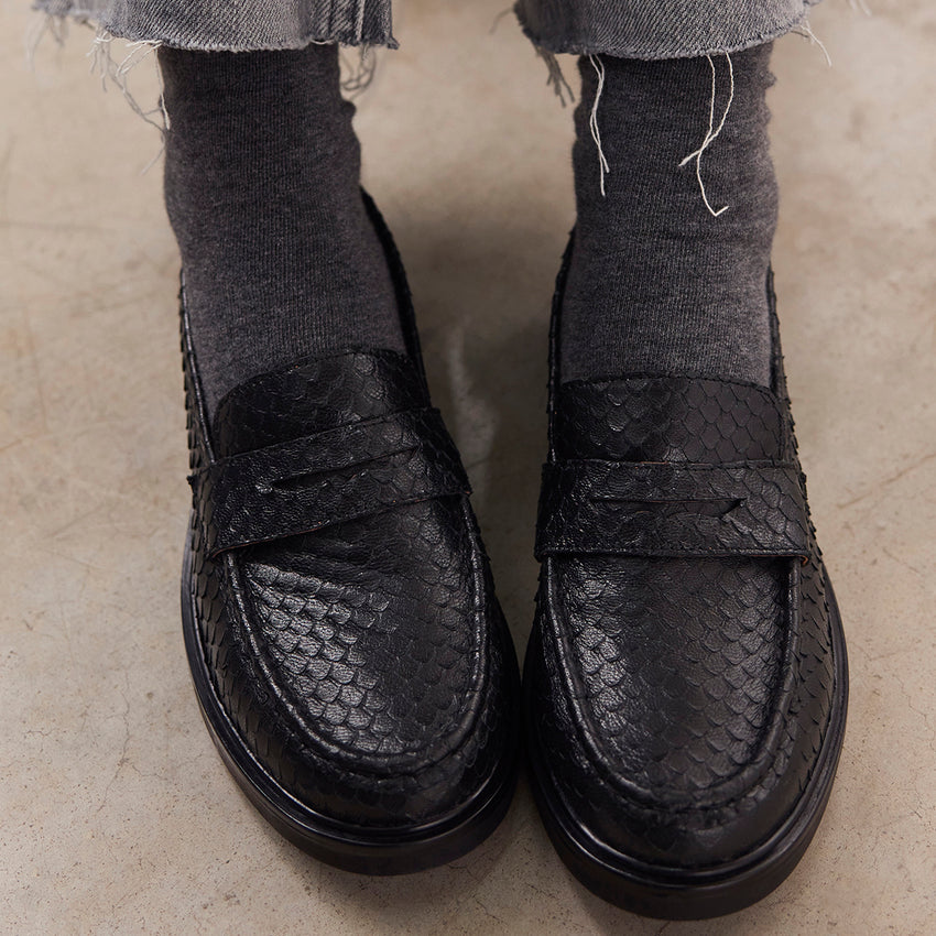LEATHER LOAFERS WITH MASK ARIETTA
