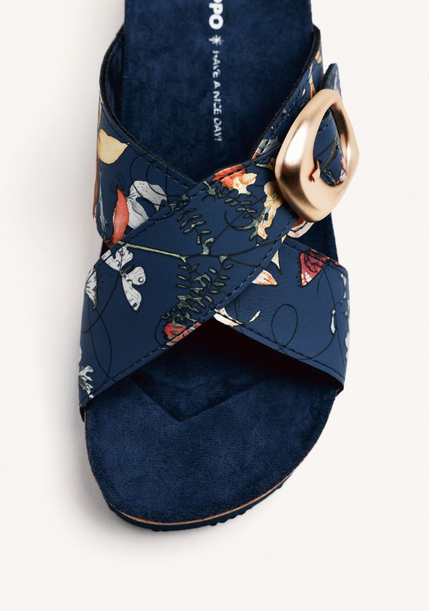 WEDGE FLOWER SANDALS UXBRIDGE