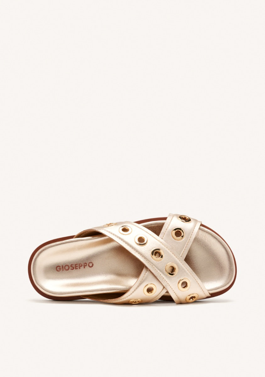LEATHER SANDALS WITH EYELETS AND THREADS HILES