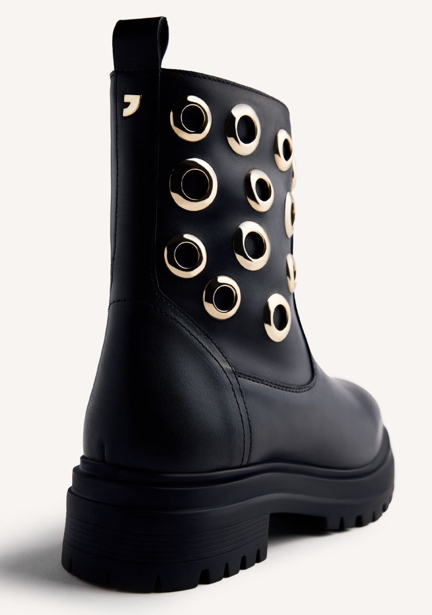 EYELET LEATHER BOOTS ONAMIA