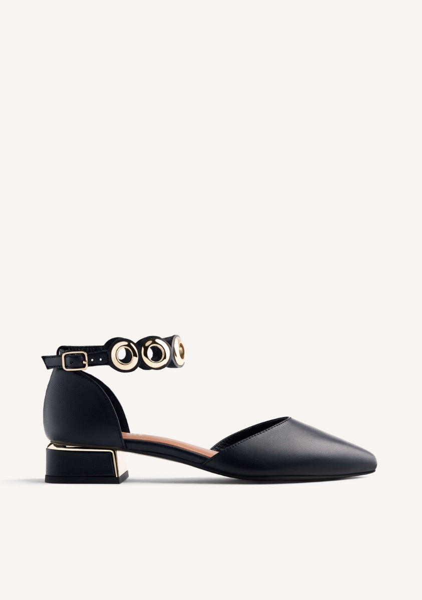 EYELET LEATHER BALLET FLATS BEJOU