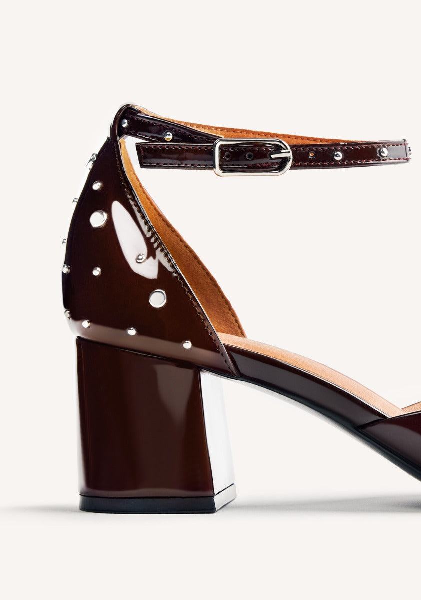 PATENT LEATHER EFFECT STUDDED MARY-JANES KINBRAE