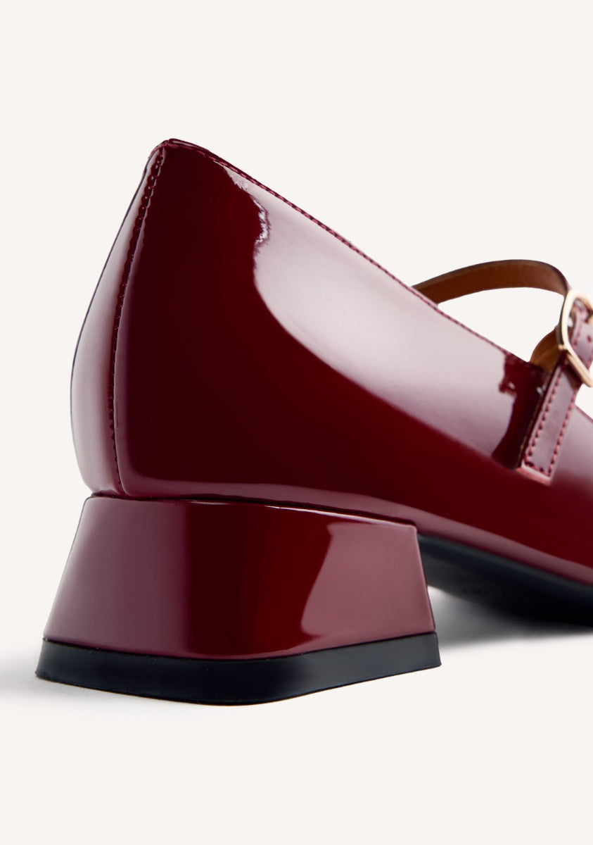 PATENT LEATHER EFFECT MARY-JANES WISHAW