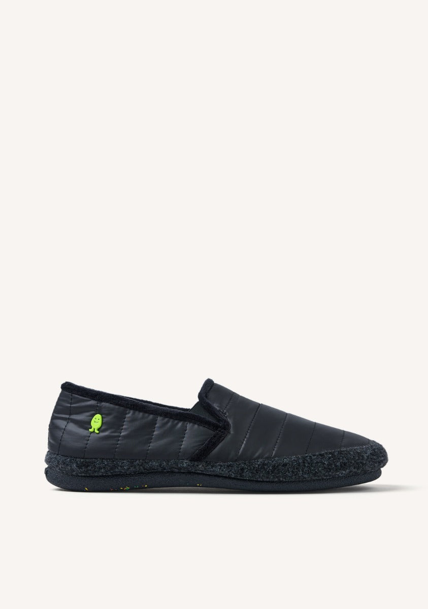 CLOSED HOUSE SLIPPERS WYKOFF