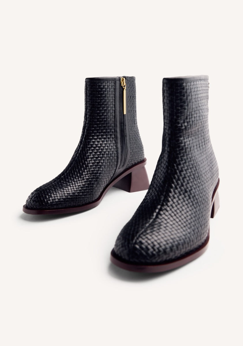 BRAIDED LEATHER BOOTS BEXLEY