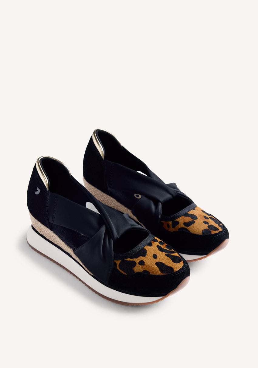 ANIMAL PRINT LEATHER OPEN WEDGE SNEAKERS GAPAN
