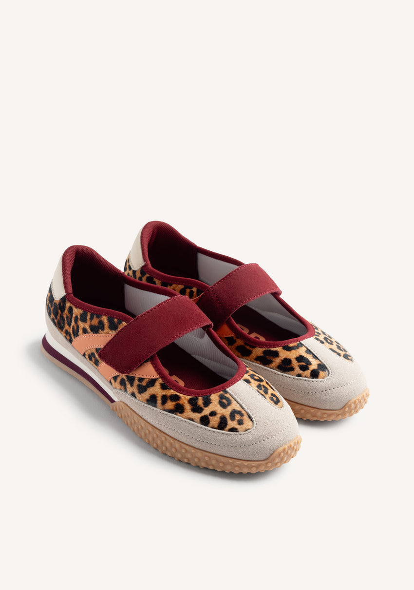 ANIMAL PRINT LEATHER SPORTY BALLET FLATS HOMA