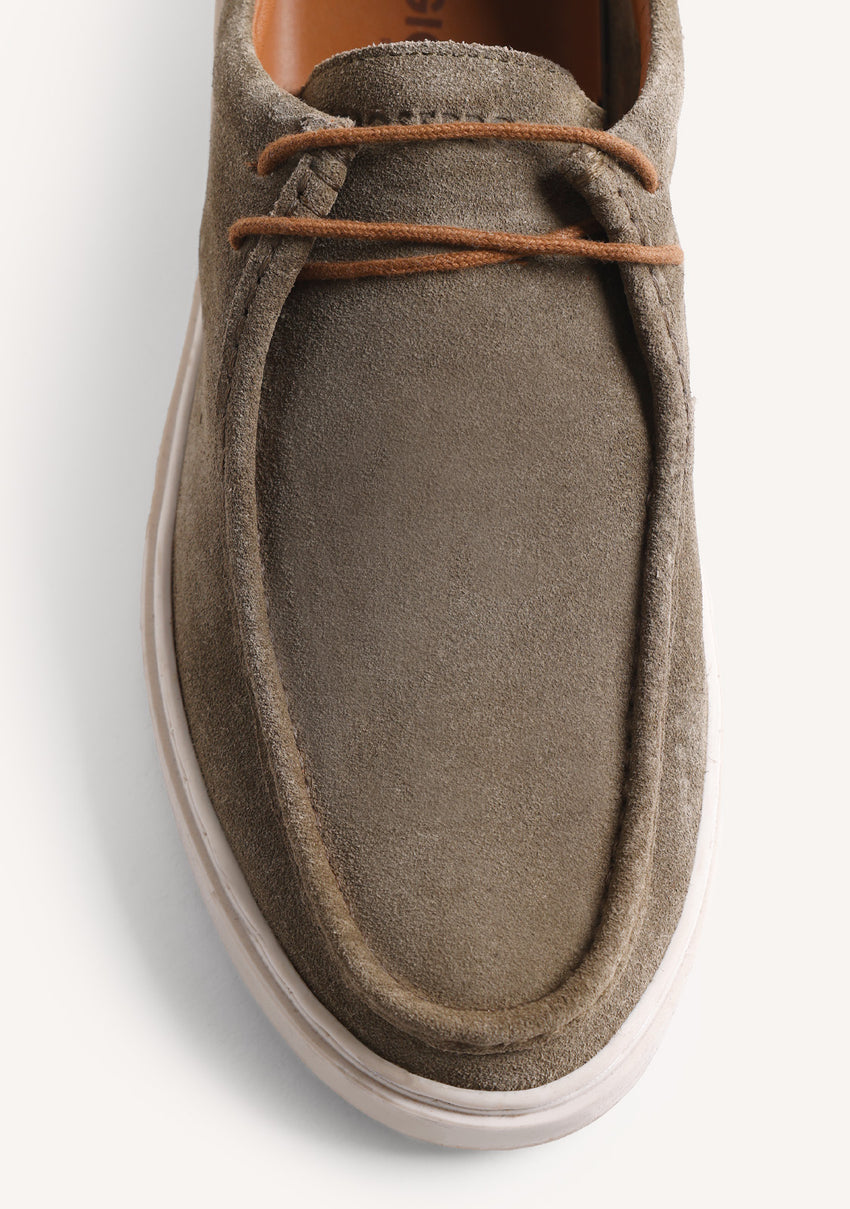 SUEDE LEATHER WALLABEE SNEAKERS UYO