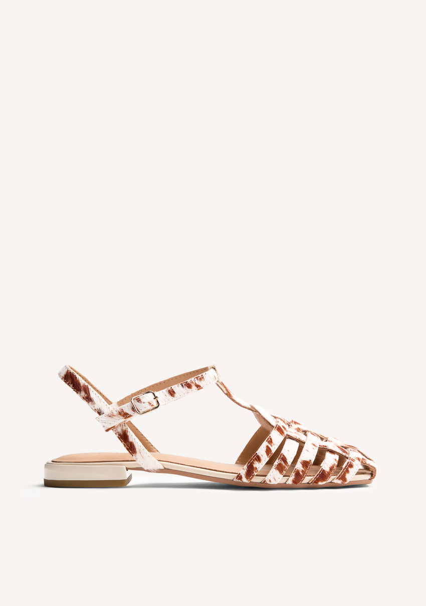 ANIMAL PRINT LEATHER CRAB SANDALS MAKUYU