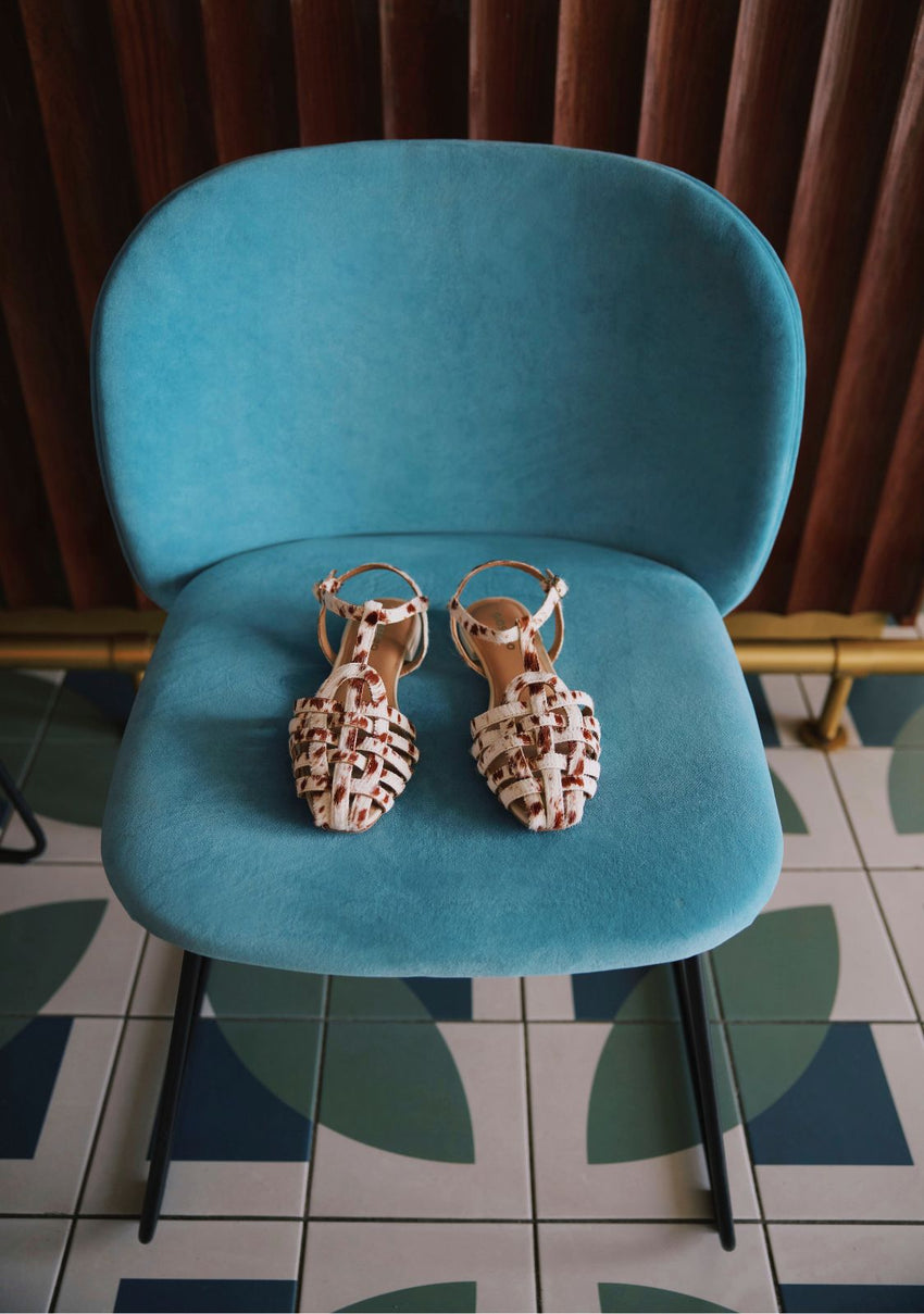 ANIMAL PRINT LEATHER CRAB SANDALS MAKUYU