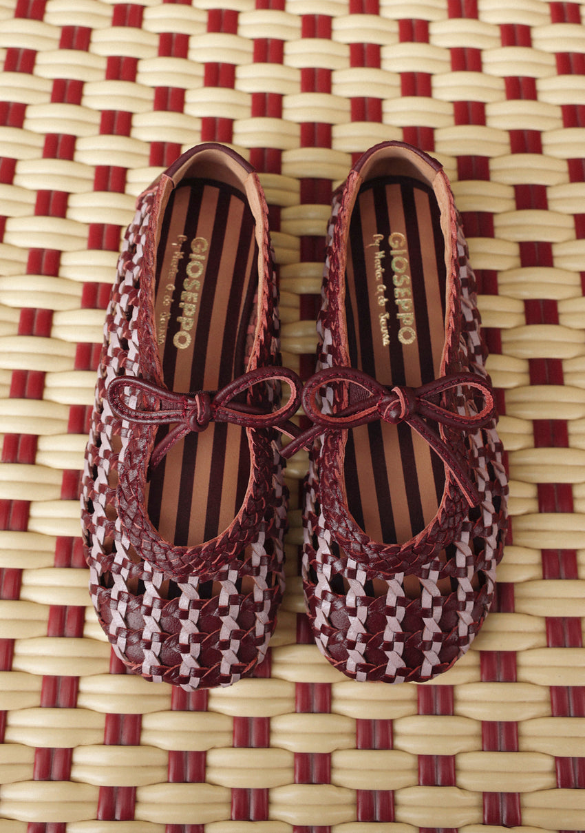 BRAIDED LEATHER BALLET FLATS BY MARÍA G. DE JAIME