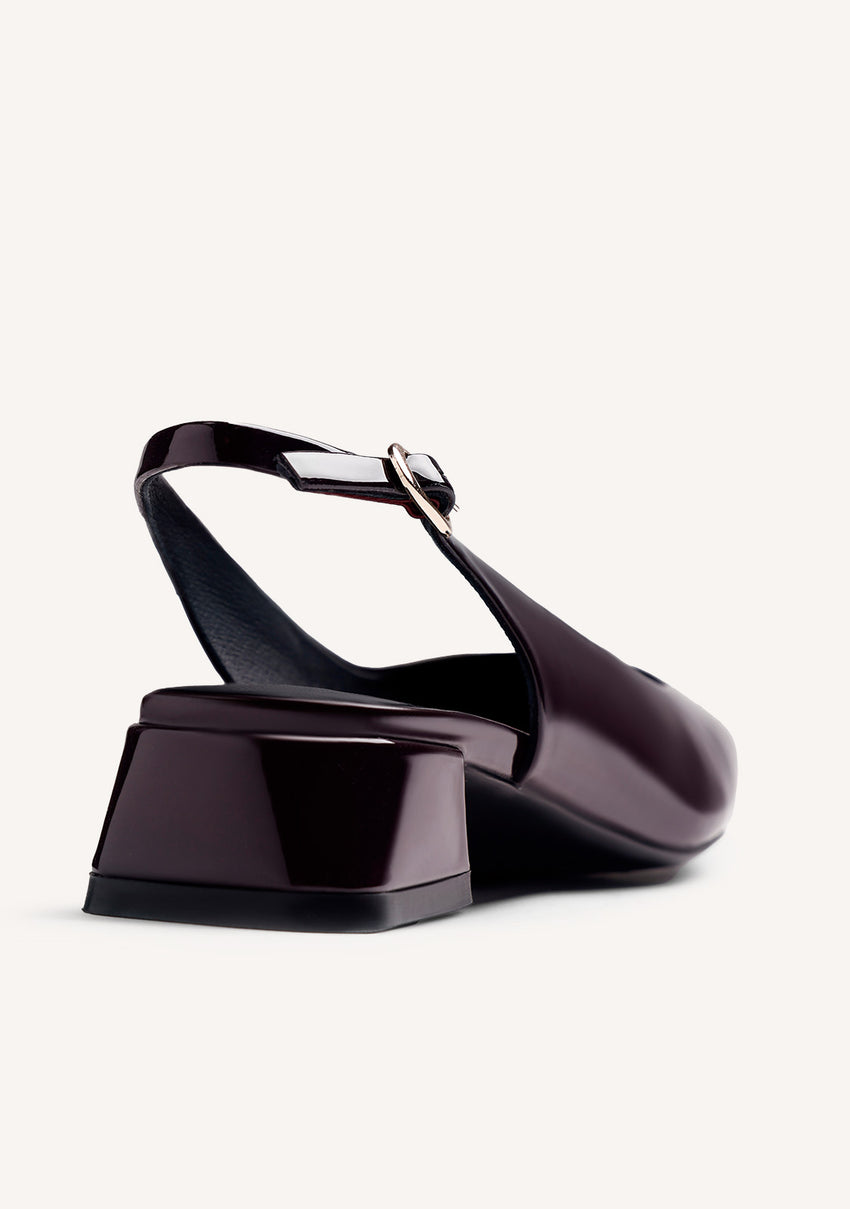 BURGUNDY OPEN-HEEL HEEL SHOES