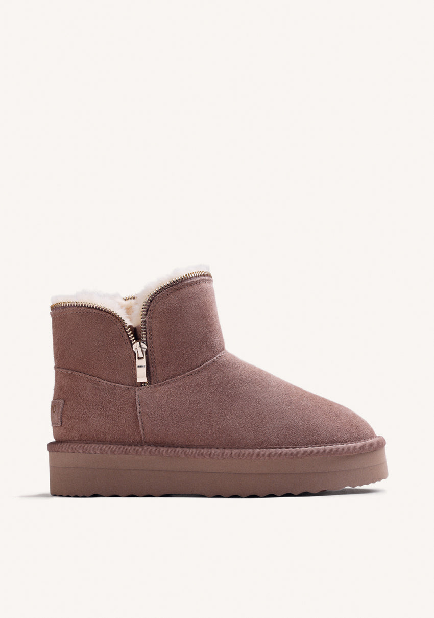 AUSTRALIAN LEATHER BOOTS WITH ZIPPER