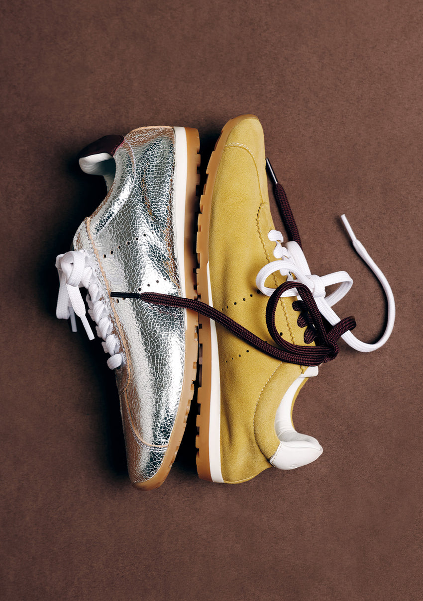 MUSTARD LEATHER SNEAKERS