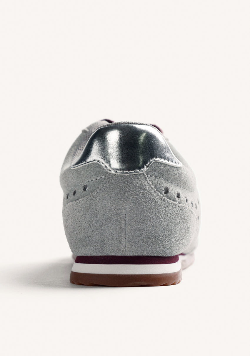 GREY SHINY LEATHER SNEAKERS