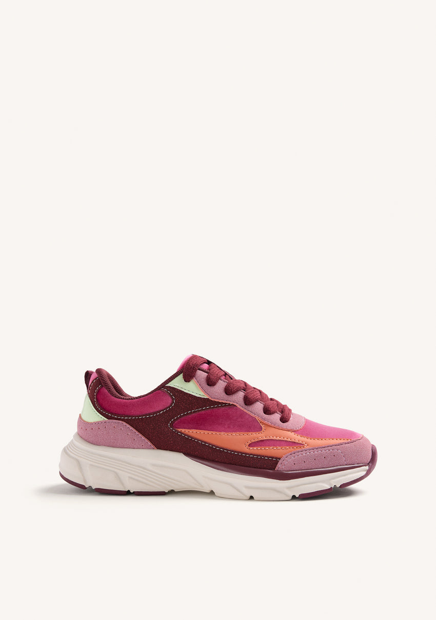 BURGUNDY SPORTS SNEAKERS