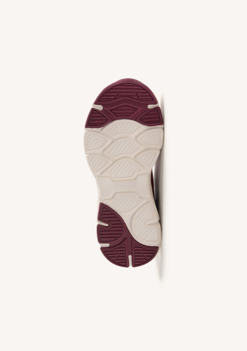 BURGUNDY SPORTS SNEAKERS