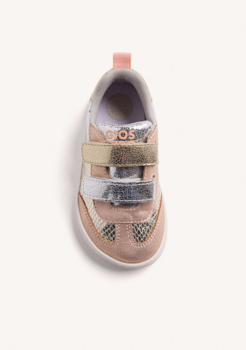 BAREFOOT SNEAKERS WITH CRACKLED EFFECT