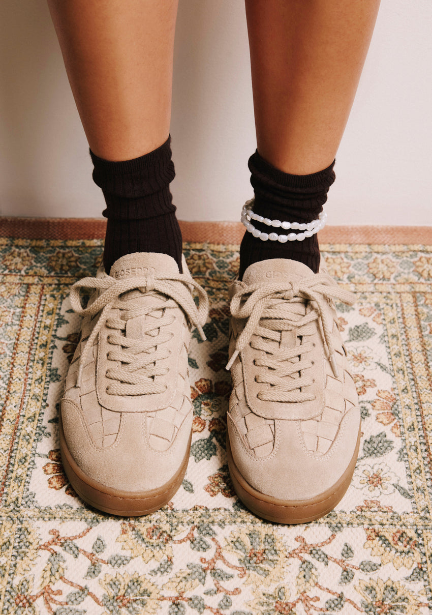 BEIGE LEATHER SNEAKERS