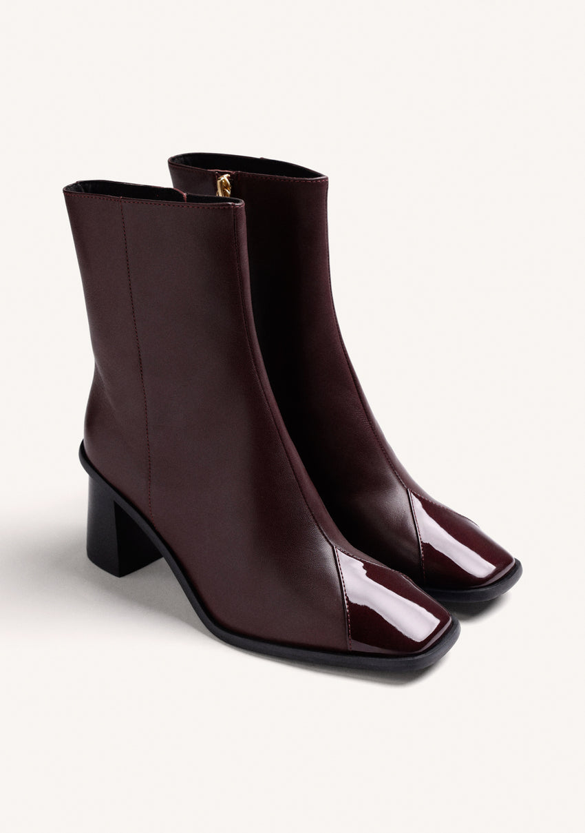 BURGUNDY LEATHER ANKLE BOOTS