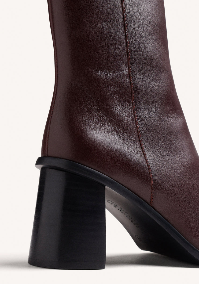 BURGUNDY LEATHER ANKLE BOOTS