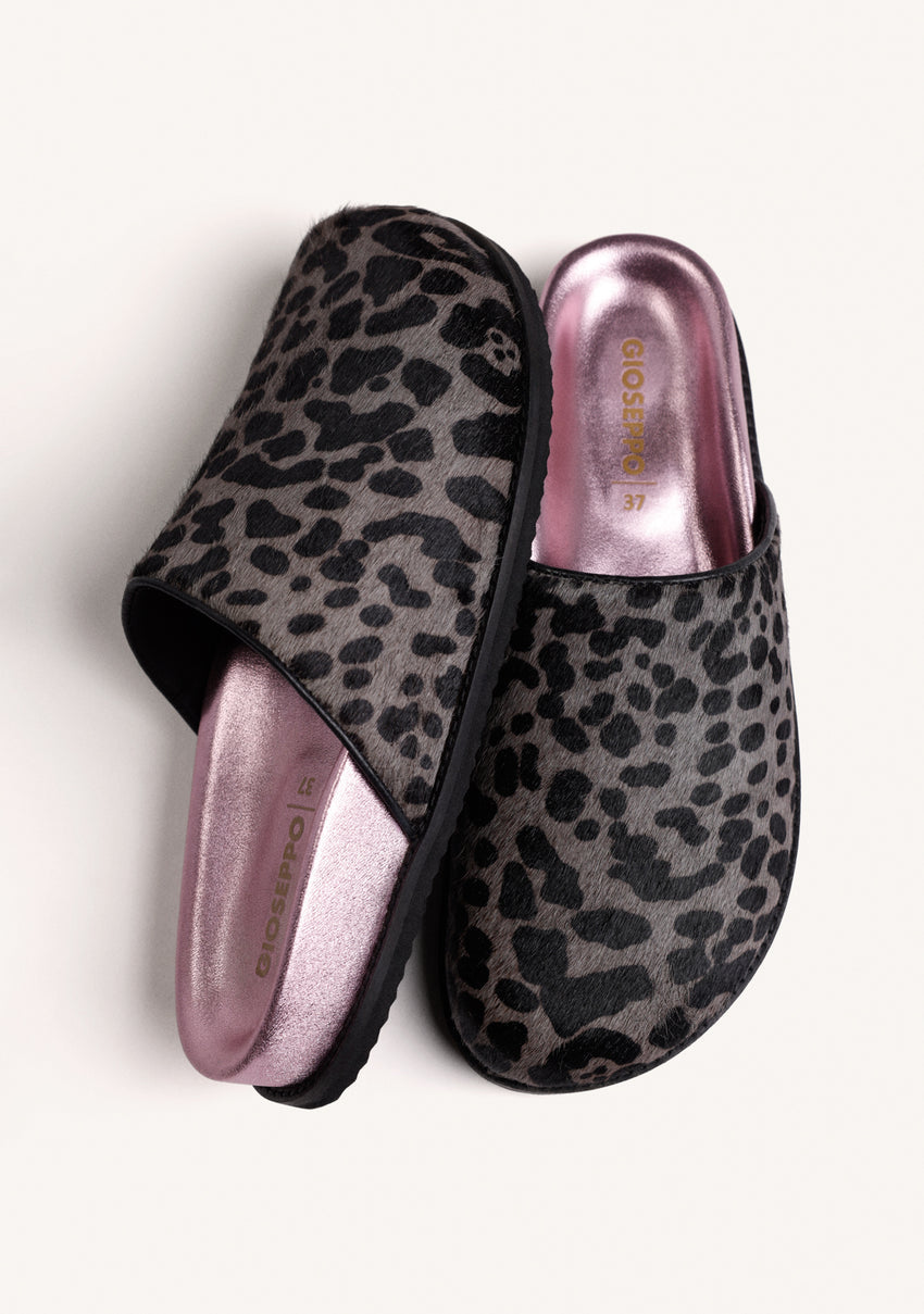 ANIMAL PRINT LEATHER CLOGS WITH BUCKLE