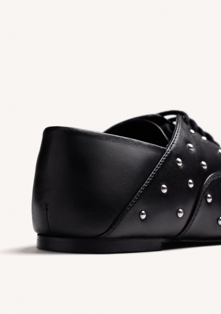 BLACK LEATHER STUDDED FLAT SHOES