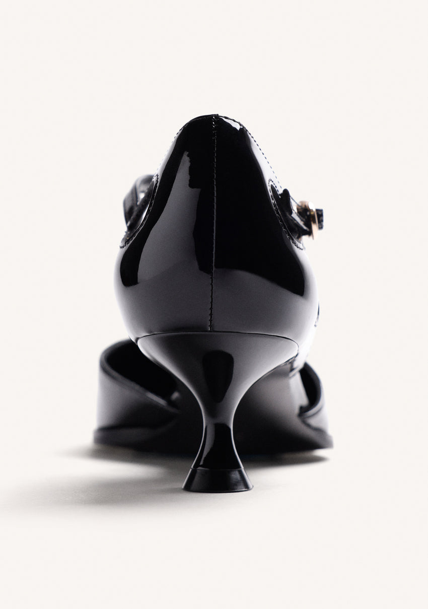 BLACK HEEL SHOES