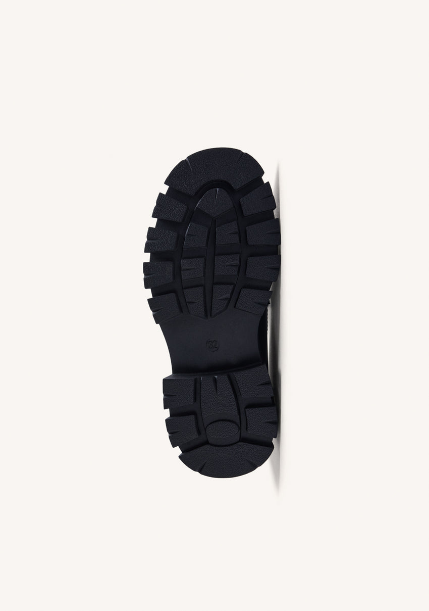 BLACK STUDDED LOAFERS WITH TRACK SOLE