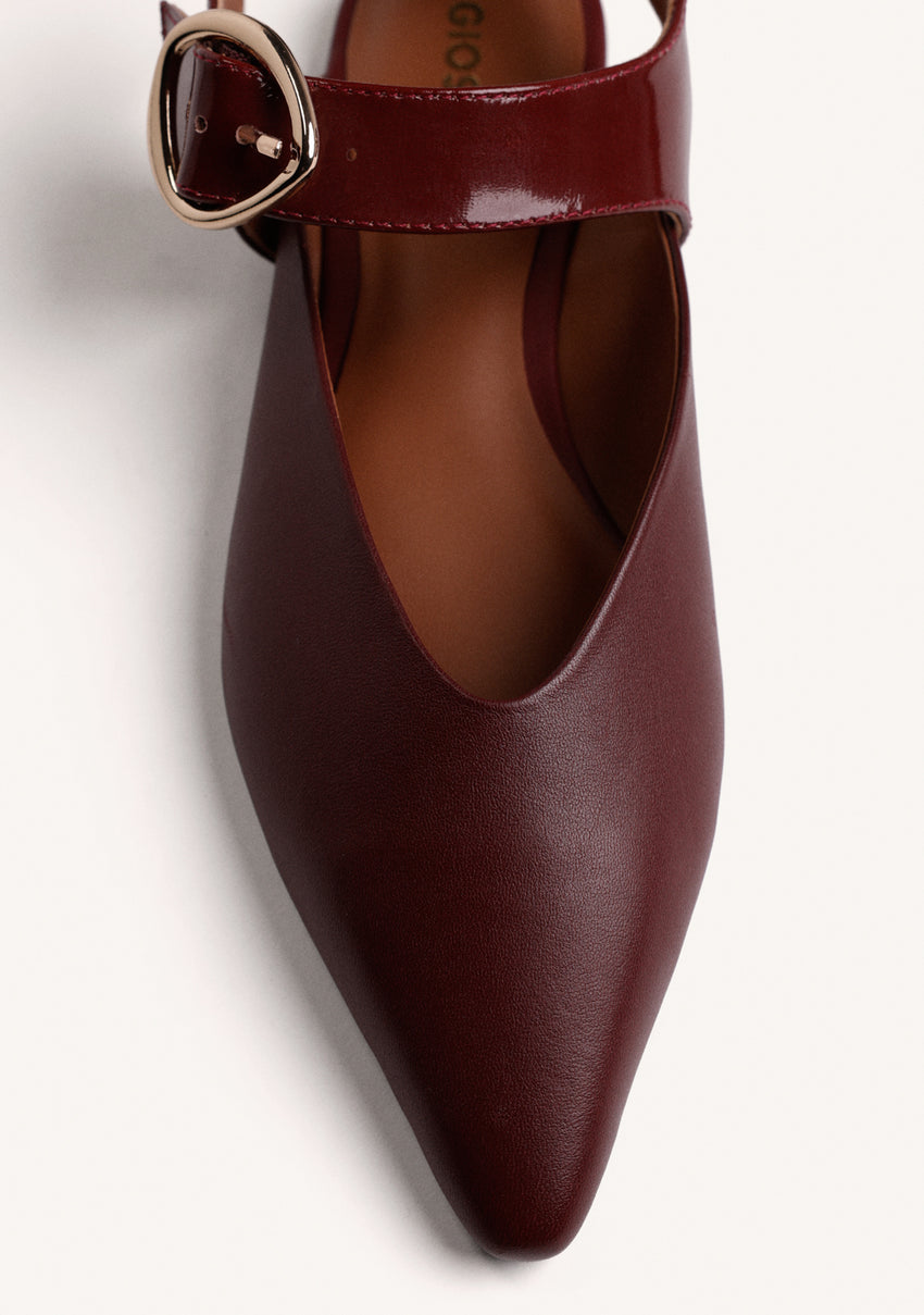 BURGUNDY LEATHER BACKLESS BALLET FLATS