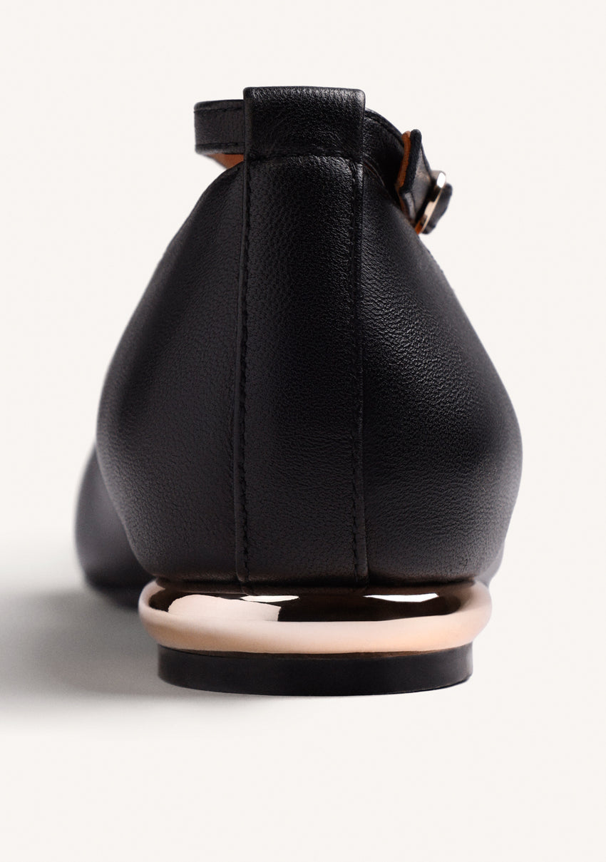 BLACK LEATHER BALLET FLATS STUDS