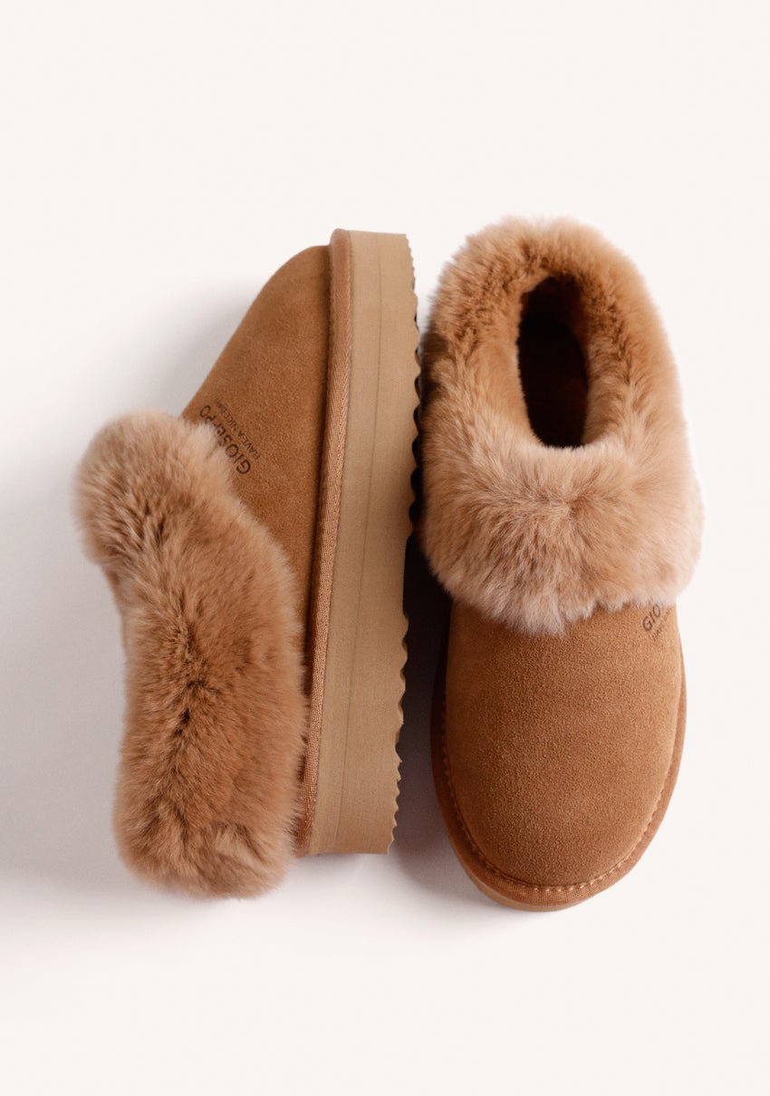 BROWN LEATHER CLOGS
