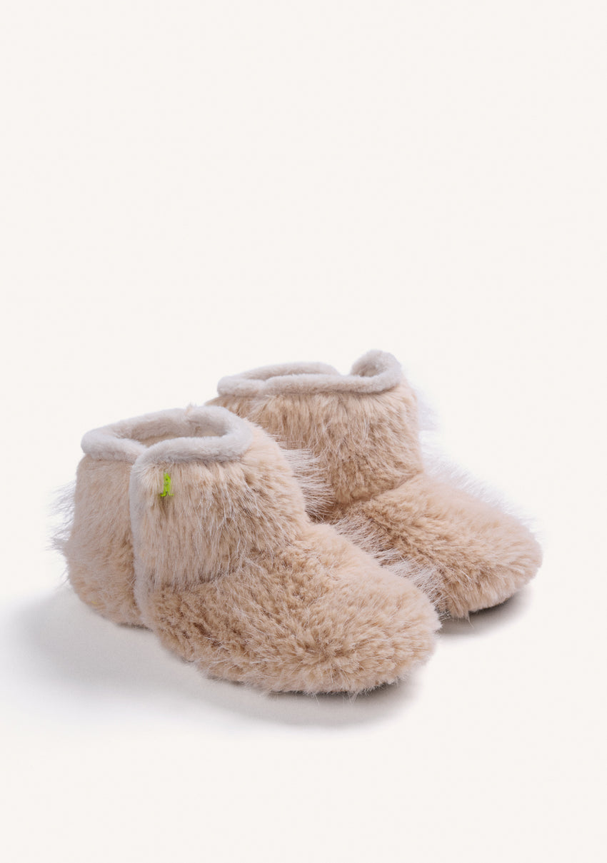 BEIGE FUR ANKLE HOUSE SLIPPERS