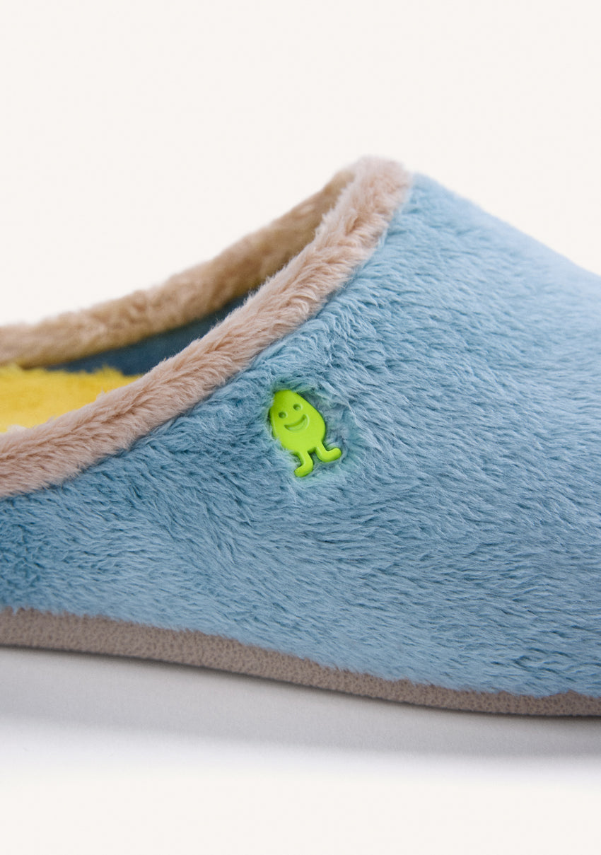 BLUE FUZZY HOUSE SLIPPERS