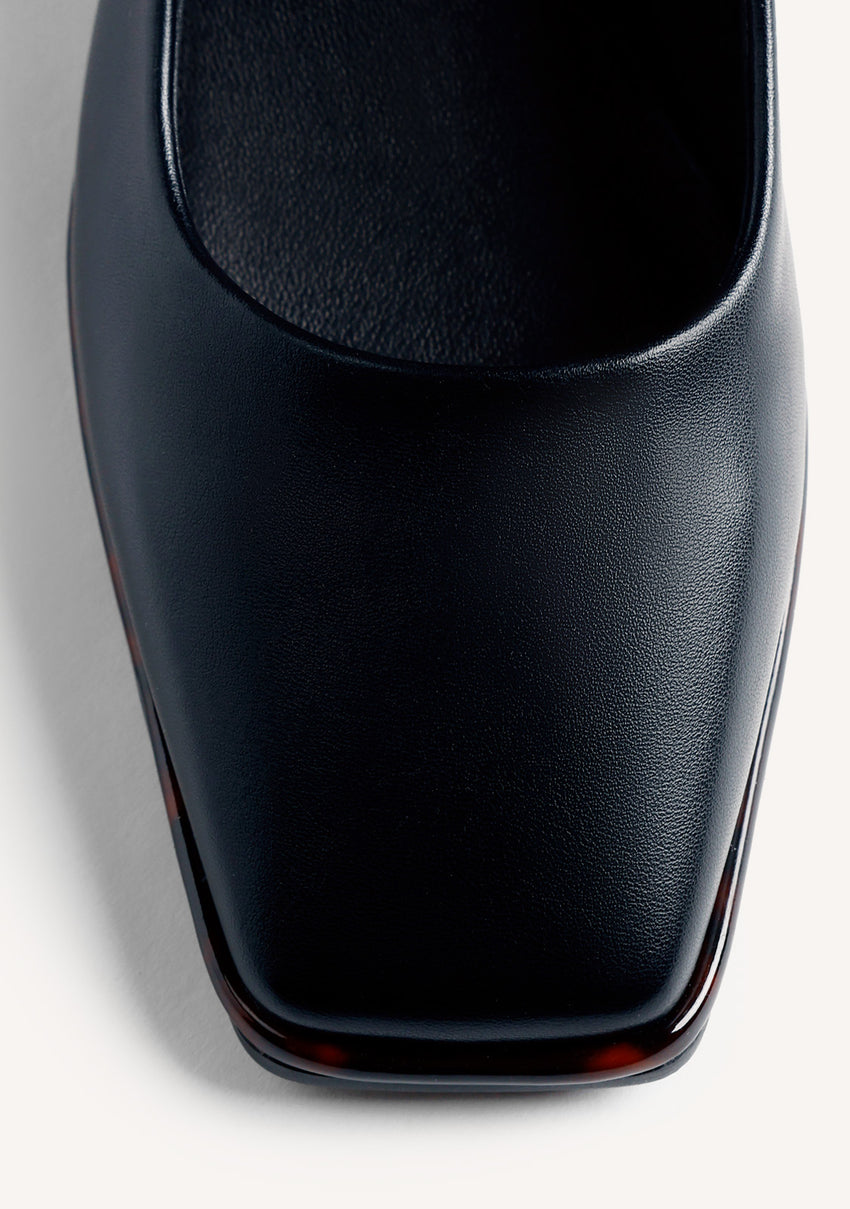 ELEGANT BROWN HEEL SHOES