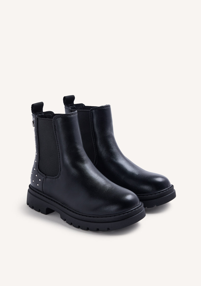 BLACK ELASTIC SIDE BOOTS