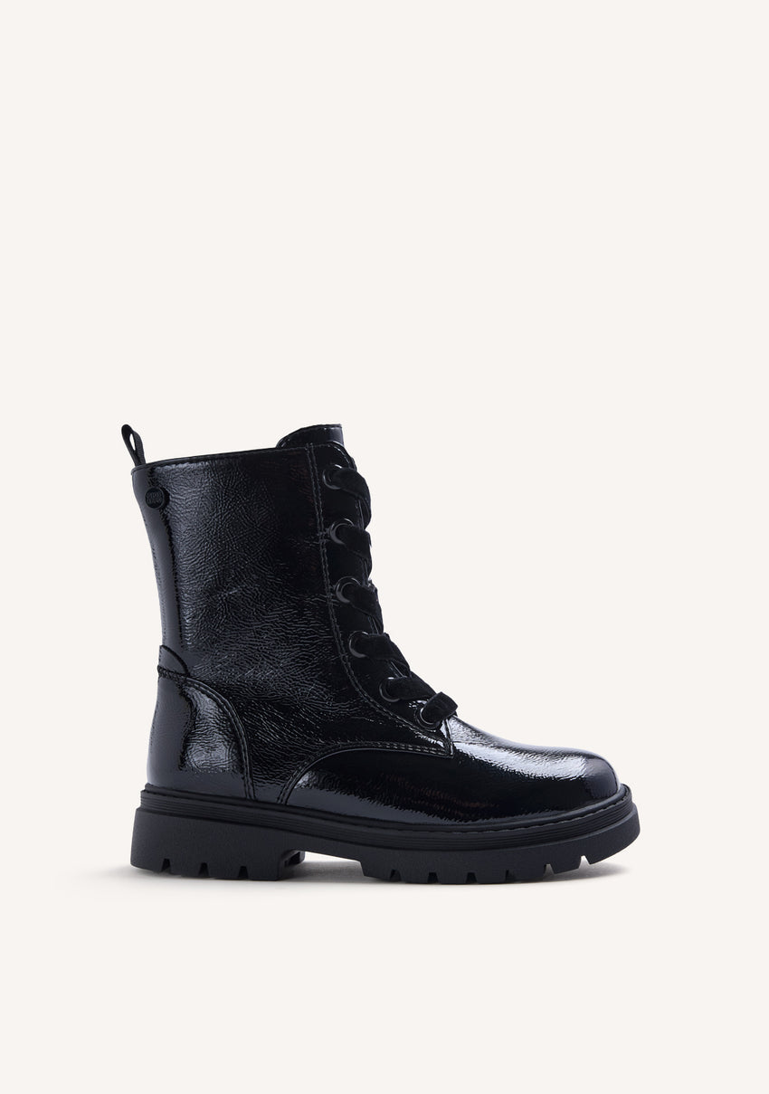 BLACK PATENT EFFECT BOOTS