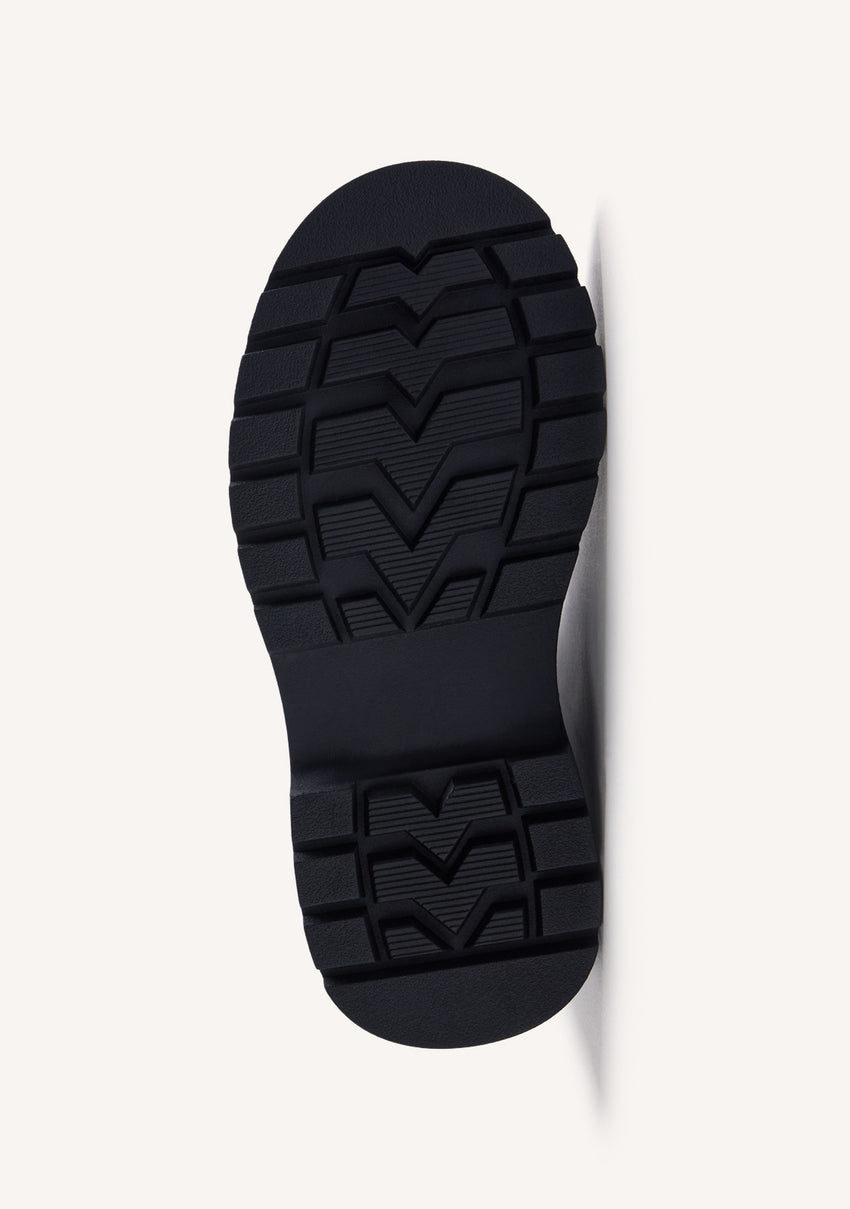 BLACK HEART BOOTS
