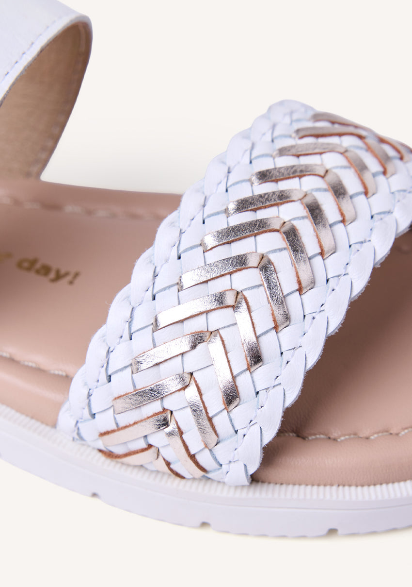 BRAIDED SHINY LEATHER SANDALS GEITA