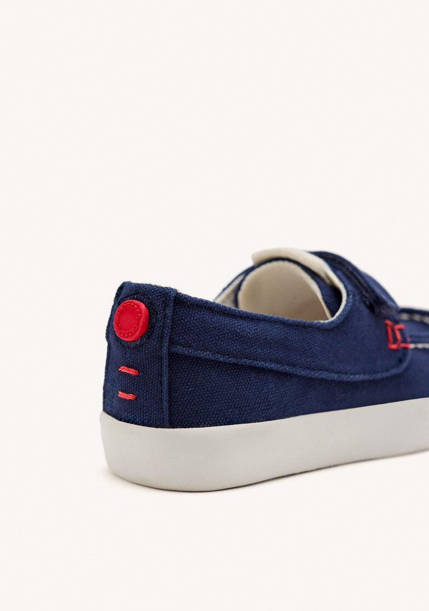 SPORTY NAVY BLUE NAUTICAL STYLE WITH COLOR ACCENTS FOR BOYS AND GIRLS SLATINA