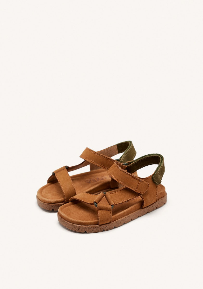 LEATHER SKIN SANDALS WITH KHAKI ACCENTS FOR BOYS AND GIRLS DEPOE