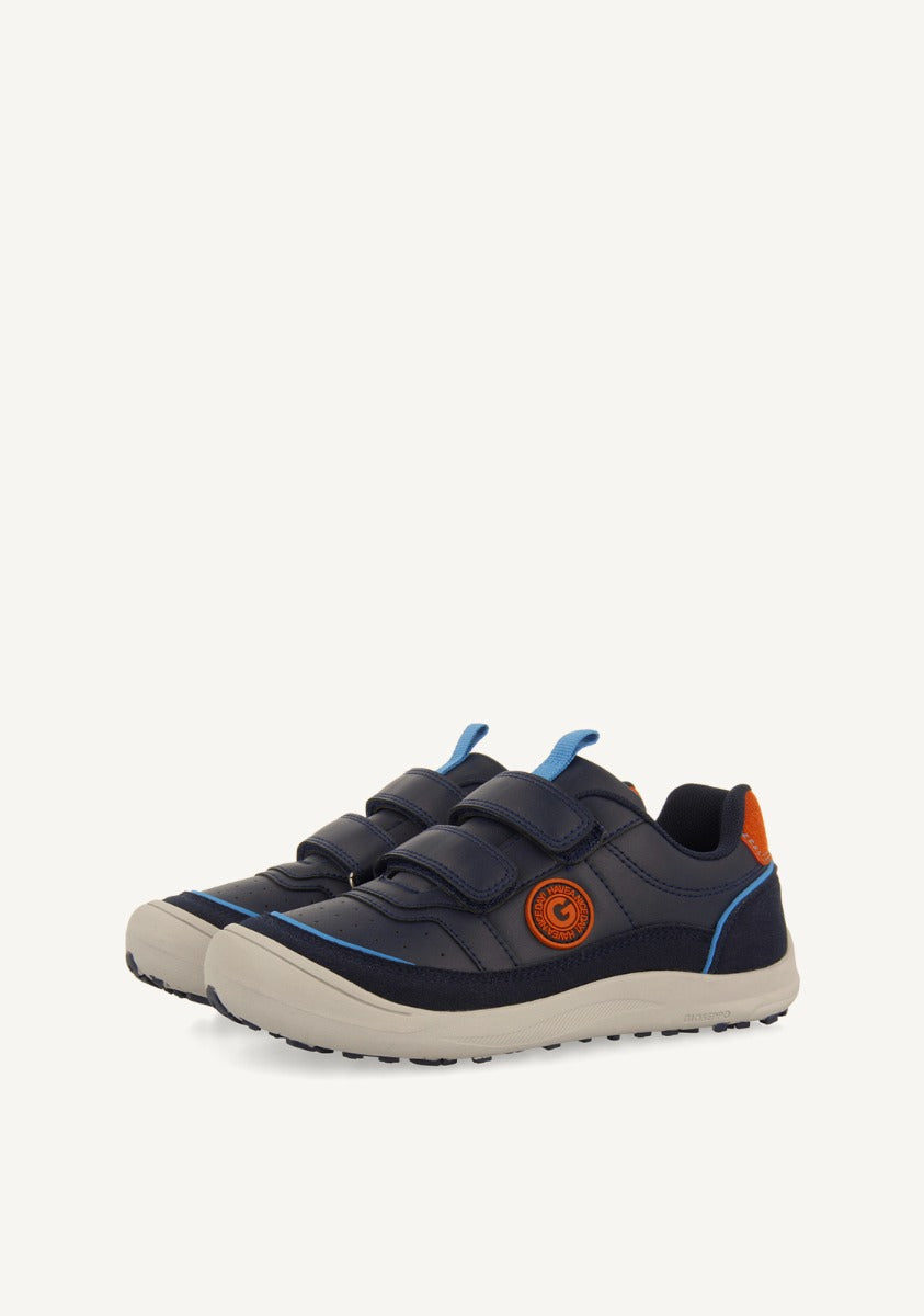 BASKET STYLE SPORTS SHOES